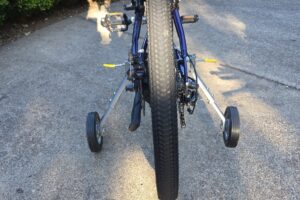Showing training wheels on tandemez